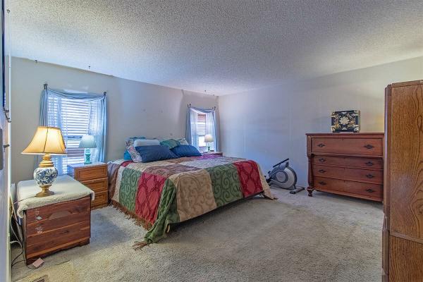 1988 Golden West Manufactured Home