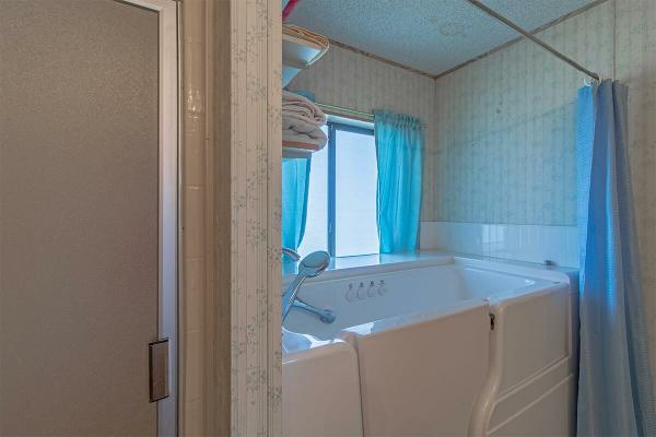 1988 Golden West Manufactured Home