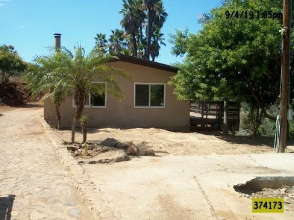 Photo 1 of 2 of home located at 4287 Rosa Rancho Ln Fallbrook, CA 92028
