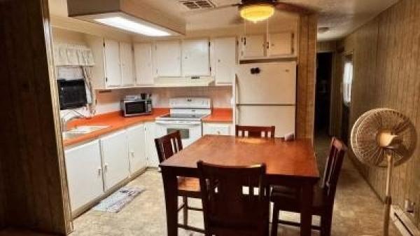 Photo 1 of 2 of home located at 654 E. Ranch Rd #064 San Tan Valley, AZ 85140