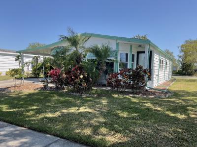 Photo 3 of 15 of home located at 2221 La Rosa Lane Port Orange, FL 32129