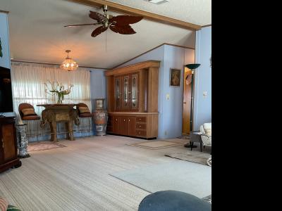 Photo 4 of 15 of home located at 2221 La Rosa Lane Port Orange, FL 32129