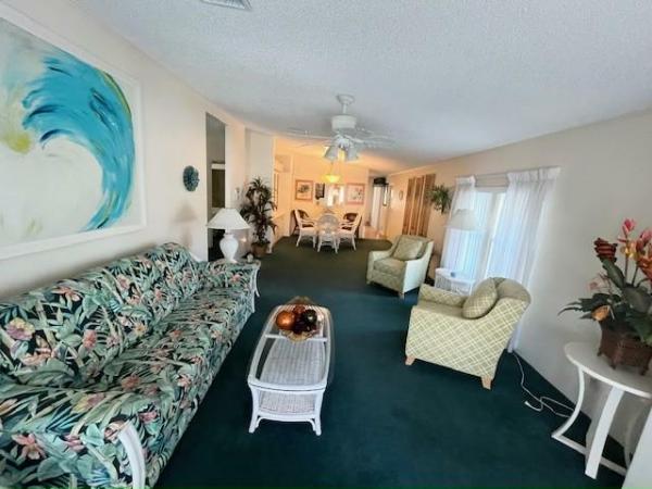 1987 Barrington Manufactured Home