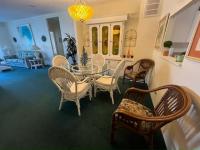 1987 Barrington Manufactured Home