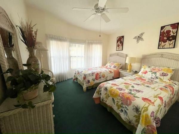 1987 Barrington Manufactured Home