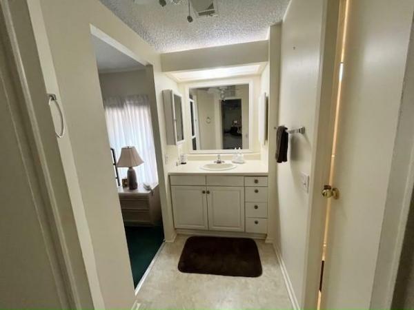 1987 Barrington Manufactured Home