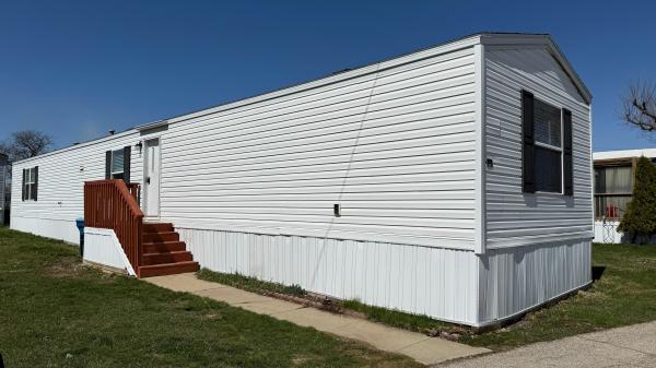 Photo 1 of 2 of home located at 228 Normandy Drive Marion, IA 52302