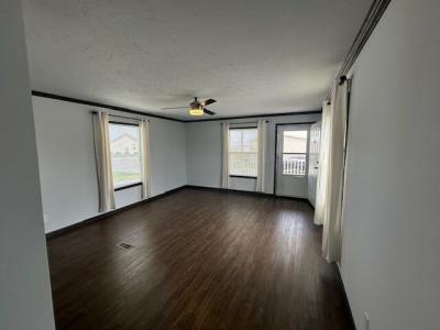 Photo 4 of 13 of home located at 660 Laurel Manteno, IL 60950