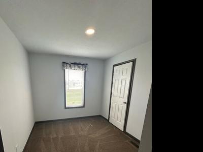 Photo 5 of 13 of home located at 660 Laurel Manteno, IL 60950