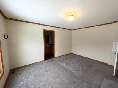 Photo 4 of 5 of home located at 27 Tammy Ln. Cheektowaga, NY 14225