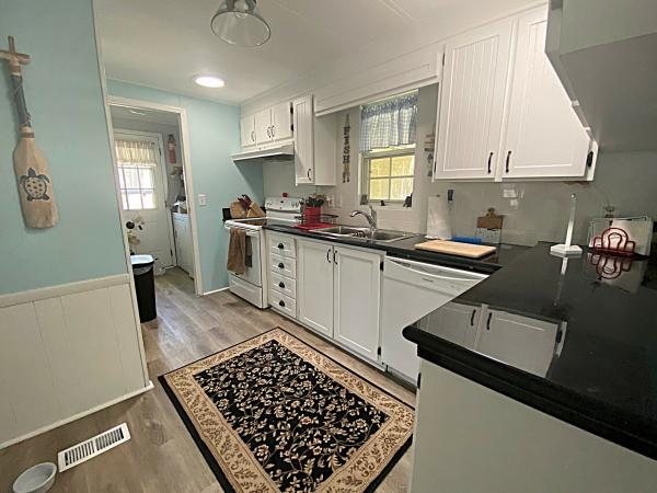 1981 Mansion MHCNC Mobile Home