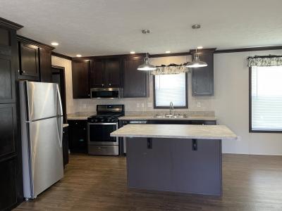 Photo 2 of 6 of home located at 740 Thomas J Drive Flint, MI 48506