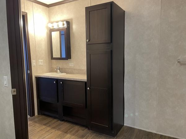 2022 Fairmont 430LE28523D Mobile Home