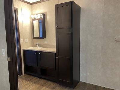 Photo 5 of 6 of home located at 740 Thomas J Drive Flint, MI 48506