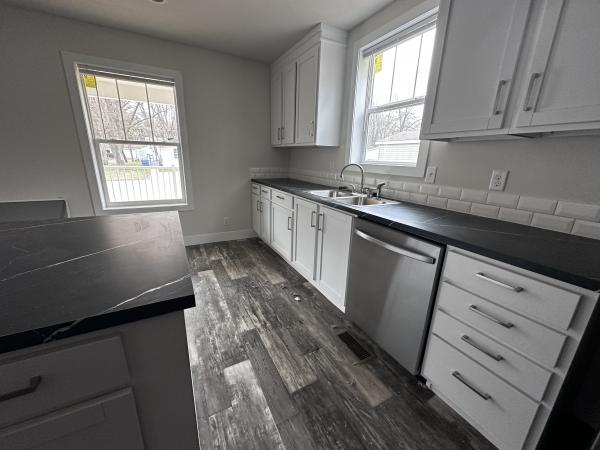 2025 Clayton 81SRH28443A Mobile Home