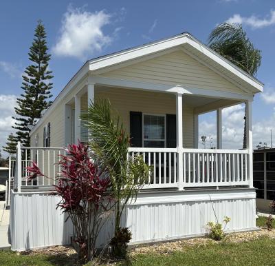 Mobile Home at 100 Barefoot Williams Rd 047 Naples, FL 34113