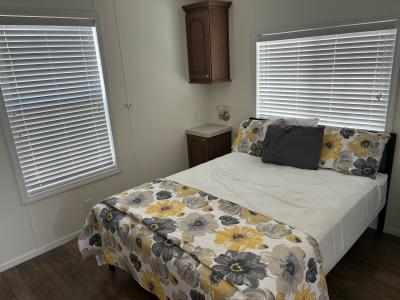 Photo 4 of 5 of home located at 100 Barefoot Williams Rd Naples, FL 34113