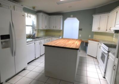 Photo 2 of 8 of home located at 1001 Starkey Road, #427 Largo, FL 33771