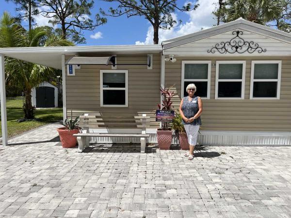 Photo 1 of 2 of home located at 1300 N River Rd Lot C107 Venice, FL 34293