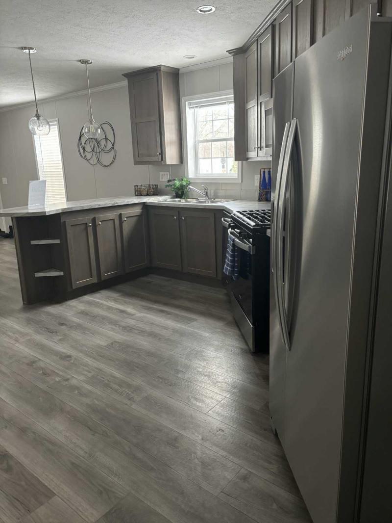 Mobile home available near Lowell Michigan