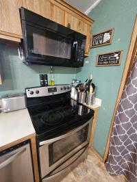 1985 Mobile Home