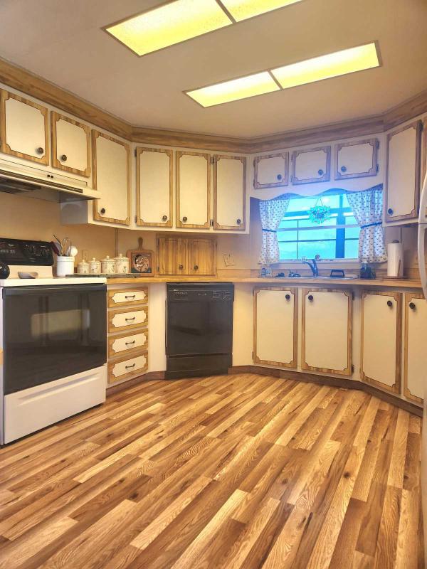 1981 ELDO Mobile Home