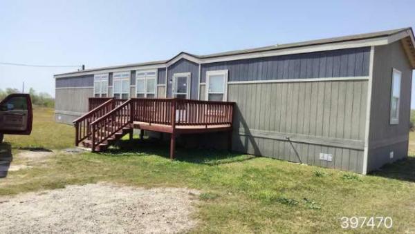 Photo 1 of 2 of home located at 125 Pvt Rd 3005 Beeville, TX 78102
