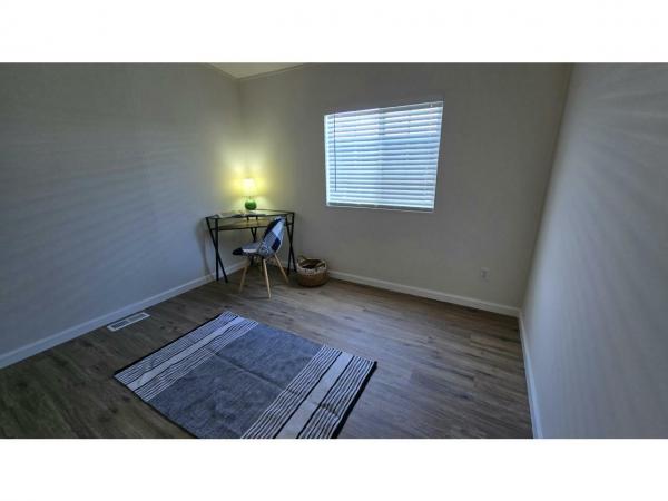 1999 Skyline Palm Springs PSP2302-CT Manufactured Home