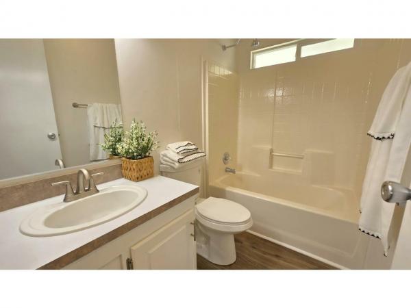 1999 Skyline Palm Springs PSP2302-CT Manufactured Home