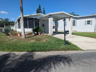 Mobile Home at 690 Tulip Circle E Auburndale, FL 33823