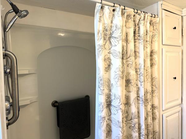 1976 BURLINGTON M435GF Mobile Home
