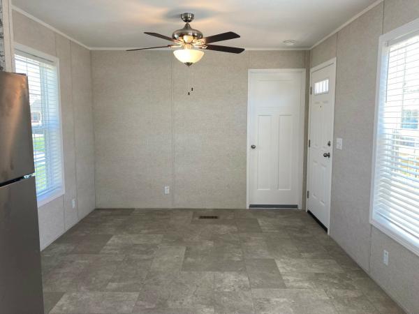 2025 Champion Home Builders, Inc. mobile Home