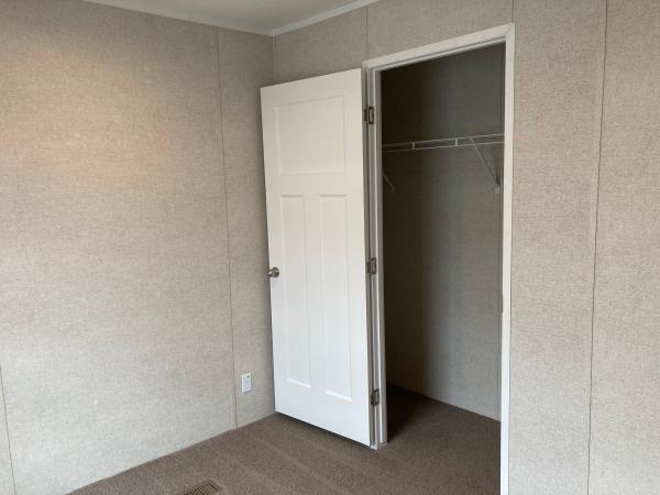 2025 Champion Home Builders, Inc. mobile Home