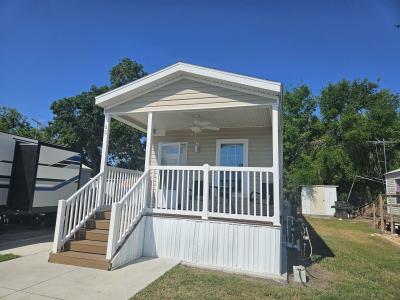 Mobile Home at 7310 Us Hwy 301 N Ellenton, FL 34222