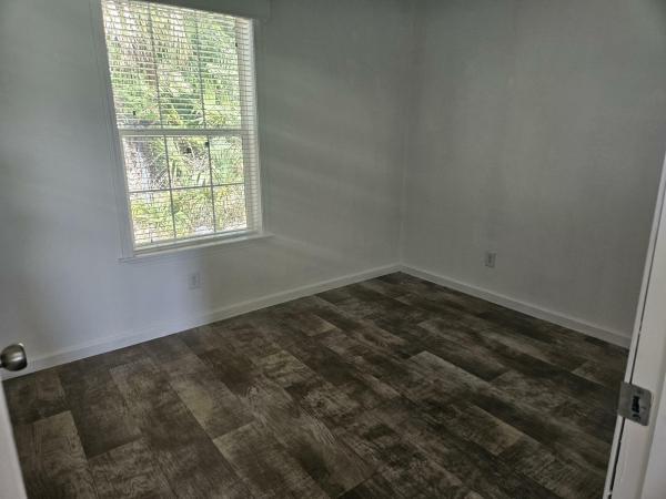 2019 Skyline 2610B W/PORCH Mobile Home