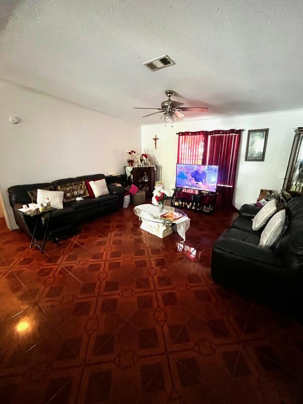 2000 Palm Harbor Mobile Home