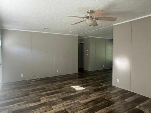 2010 Clayton Homes Inc Mobile Home For Sale