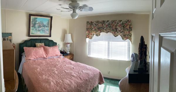 1976 Somerset n/a Mobile Home