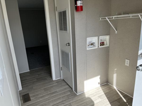 2018 NA RA2856 205 Mobile Home
