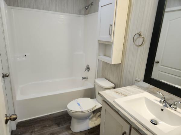 2022 Clayton American Made 5628-560  Home