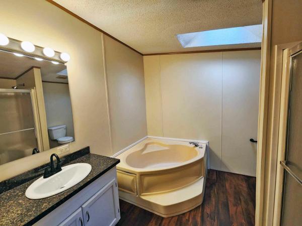 1999 Fleetwood  Unknown  Home