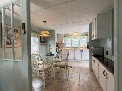 Photo 4 of 22 of home located at 509 Third Street Brandon, FL 33511
