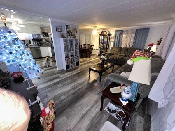AGE 40+ PARK Mobile Home