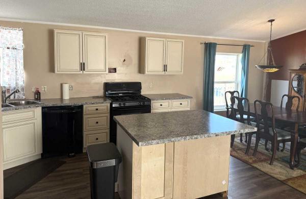 2000 Clayton Mobile Home