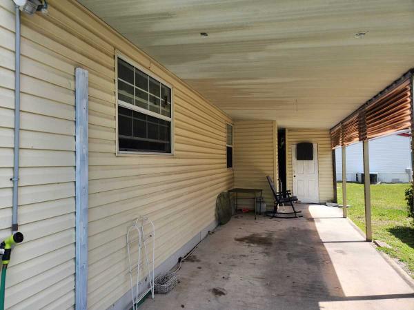 1970 TWIN Mobile Home