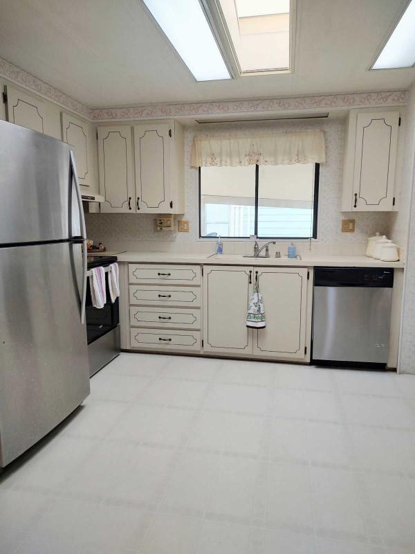 1984 Sher Manufactured Home