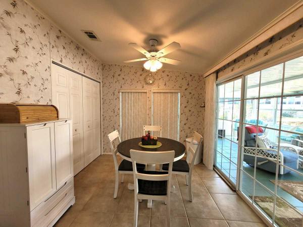 2005 Jacobsen Manufactured Home
