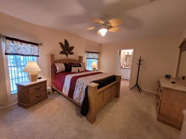 2005 Jacobsen Manufactured Home
