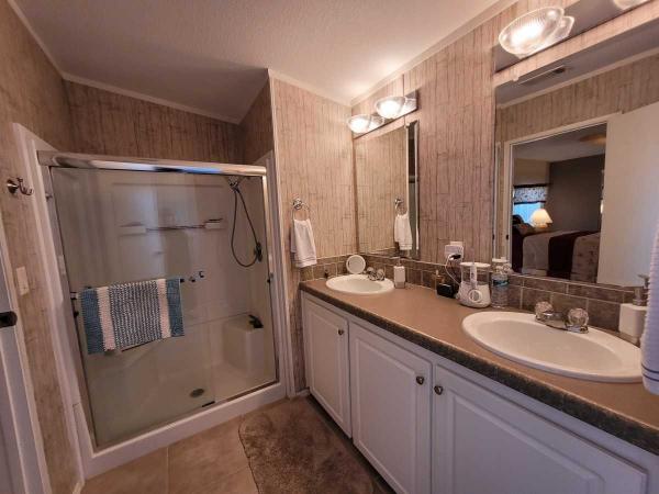 2005 Jacobsen Manufactured Home