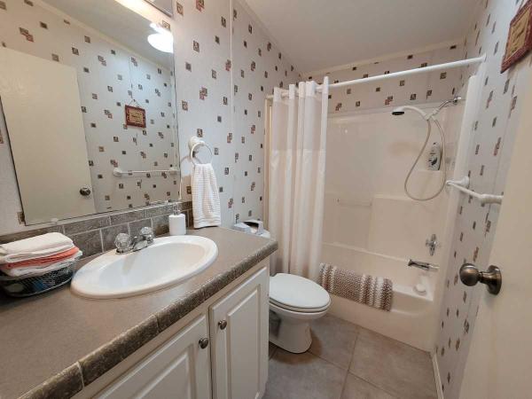 2005 Jacobsen Manufactured Home